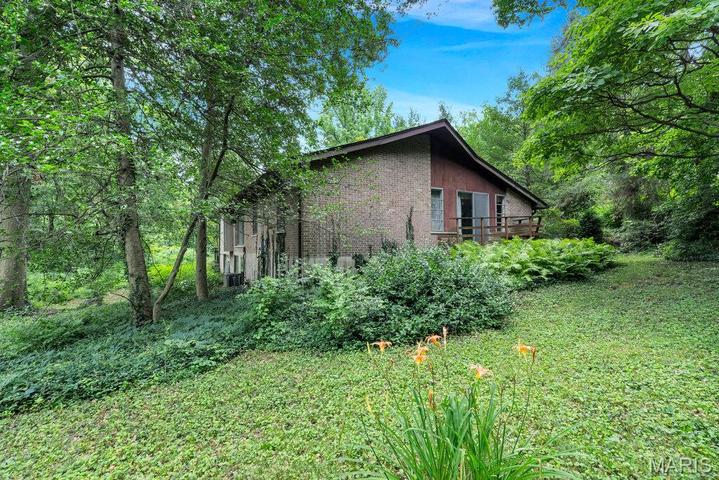 10 Sassafras Manor Property Photo 36