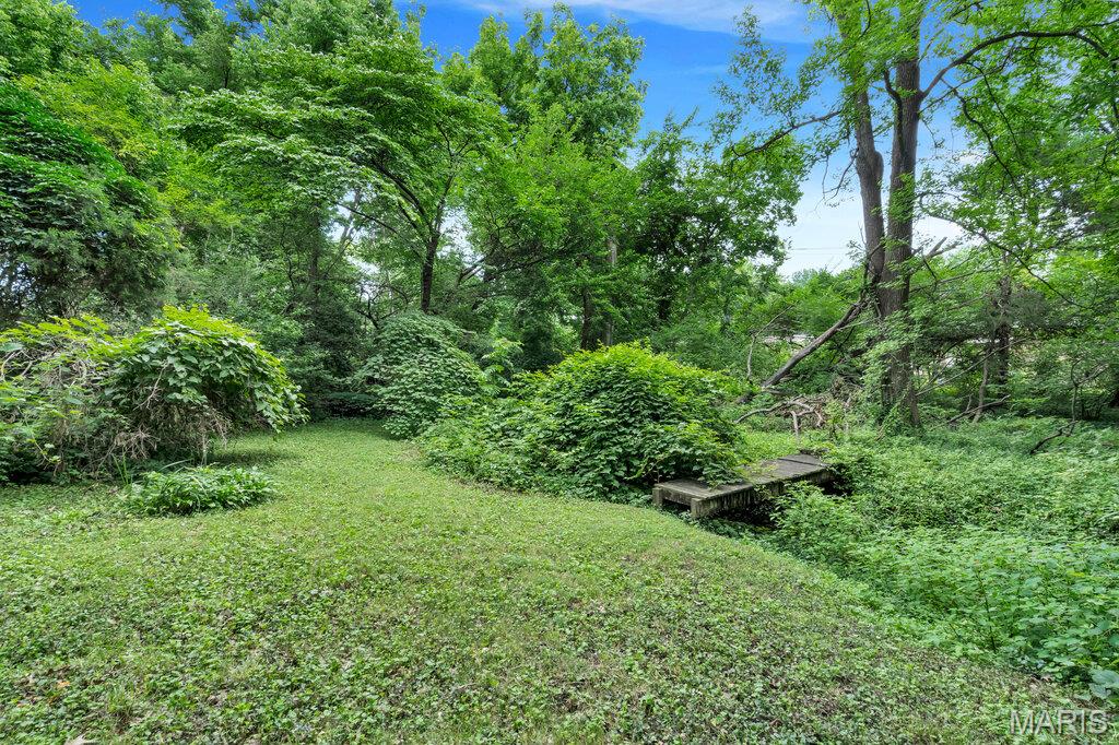10 Sassafras Manor Property Photo 39