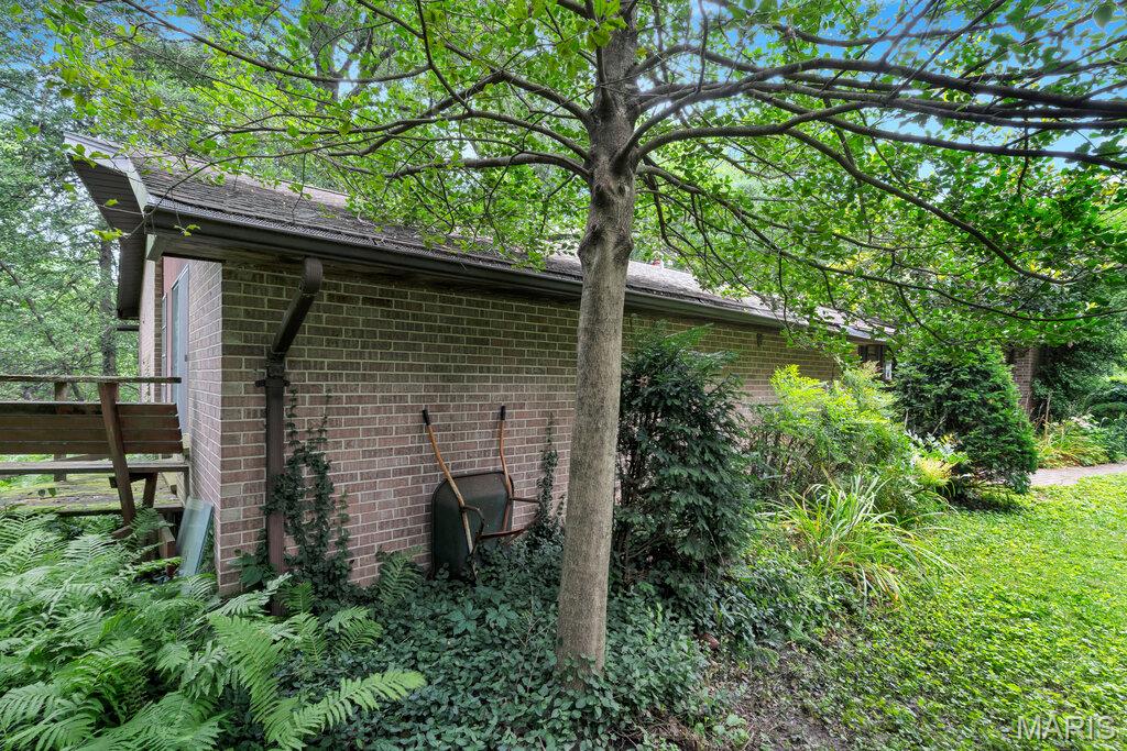 10 Sassafras Manor Property Photo 40