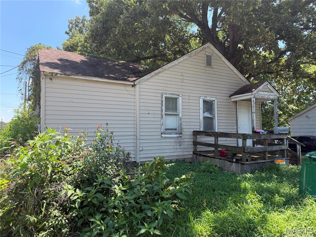 1054 Cole Avenue Property Photo 1