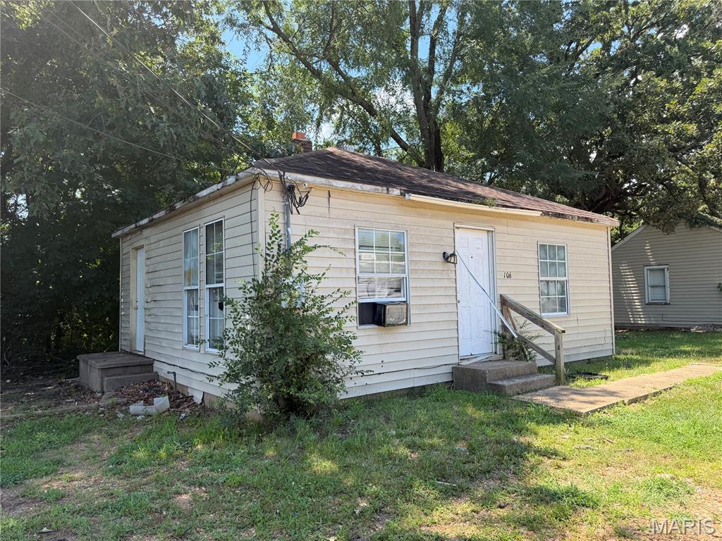 106 E Harper Street Property Photo 1