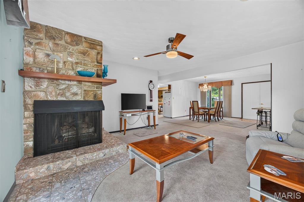 155 Keeven Drive Property Photo 8