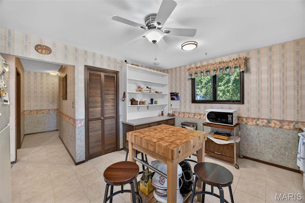 155 Keeven Drive Property Photo 12