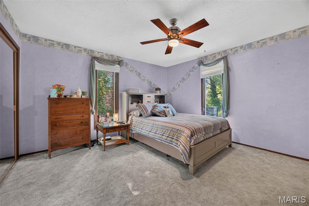 155 Keeven Drive Property Photo 13