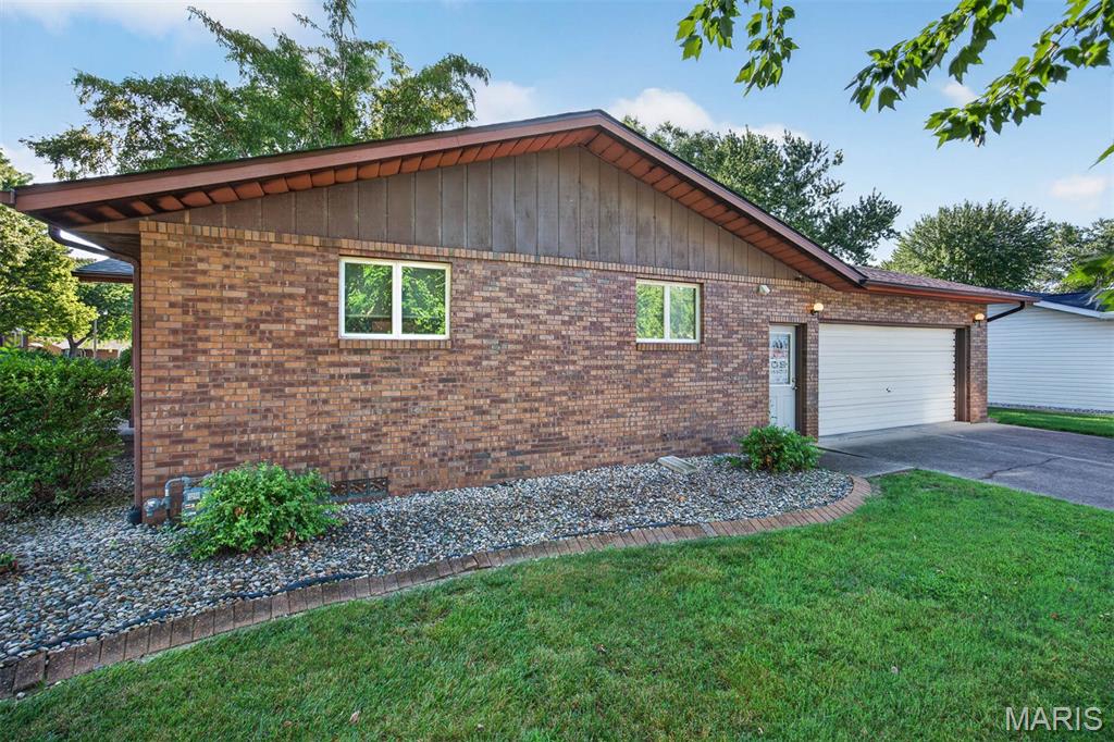 155 Keeven Drive Property Photo 42