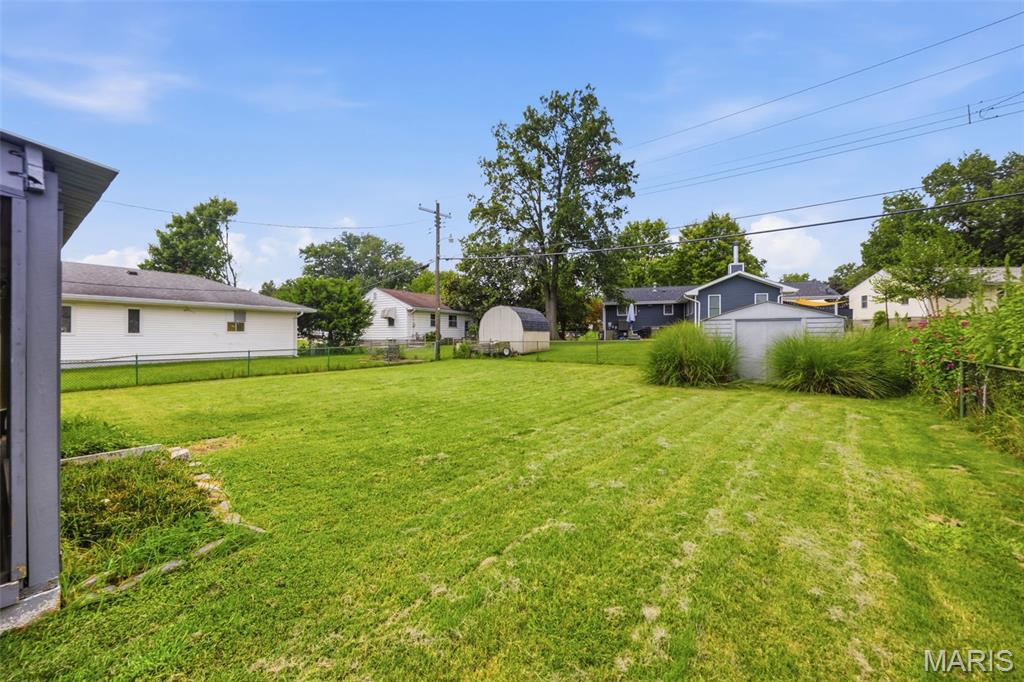 8139 S Laclede Station Road Property Photo 27