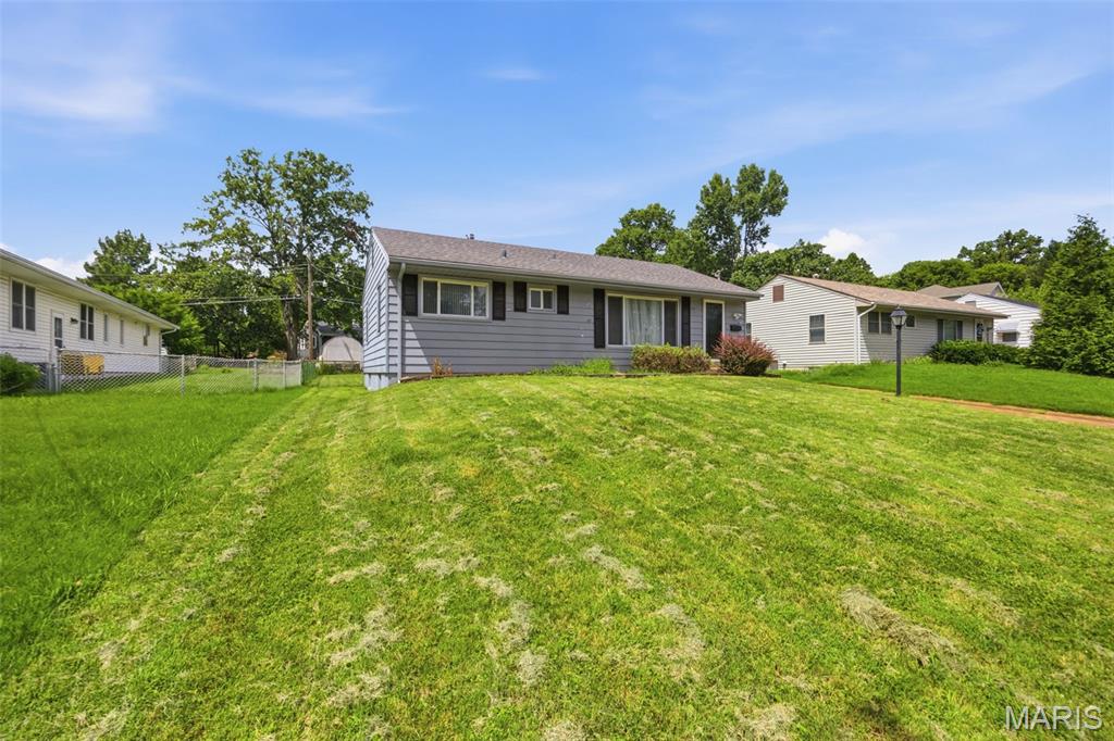 8139 S Laclede Station Road Property Photo 29
