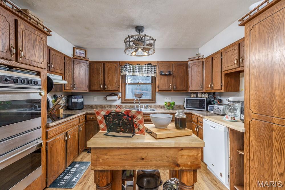 33020 Hall Rd Property Photo 6