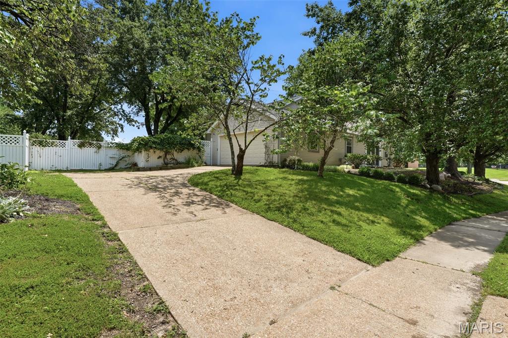 2156 Courtleigh Lane Property Photo 48