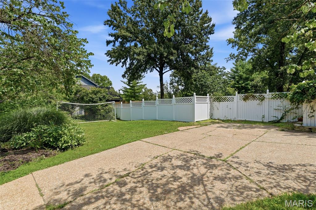 2156 Courtleigh Lane Property Photo 49