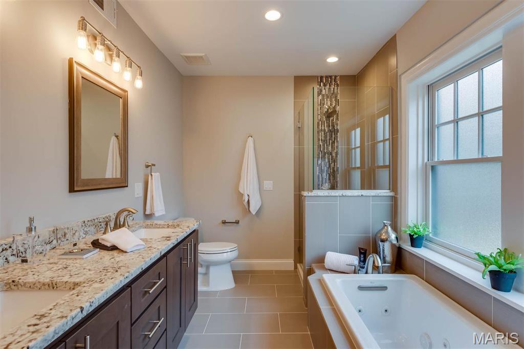 7552 Wydown Boulevard 1e Property Photo 13