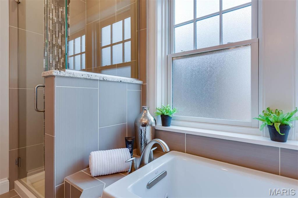 7552 Wydown Boulevard 1e Property Photo 14