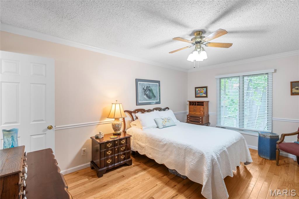 1529 Autumn Leaf Drive Property Photo 16