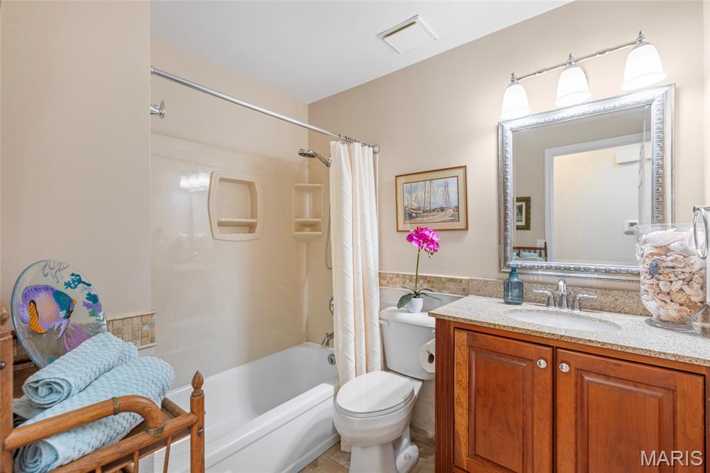 1529 Autumn Leaf Drive Property Photo 22