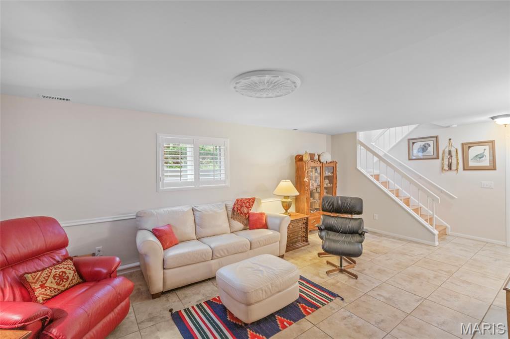 1529 Autumn Leaf Drive Property Photo 26