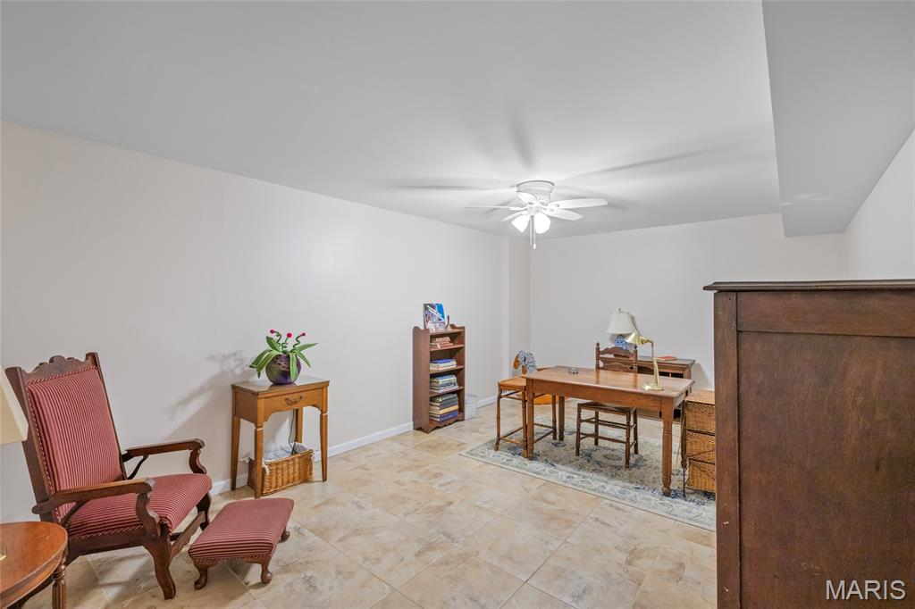 1529 Autumn Leaf Drive Property Photo 28