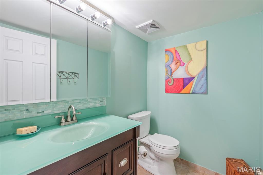 1529 Autumn Leaf Drive Property Photo 30