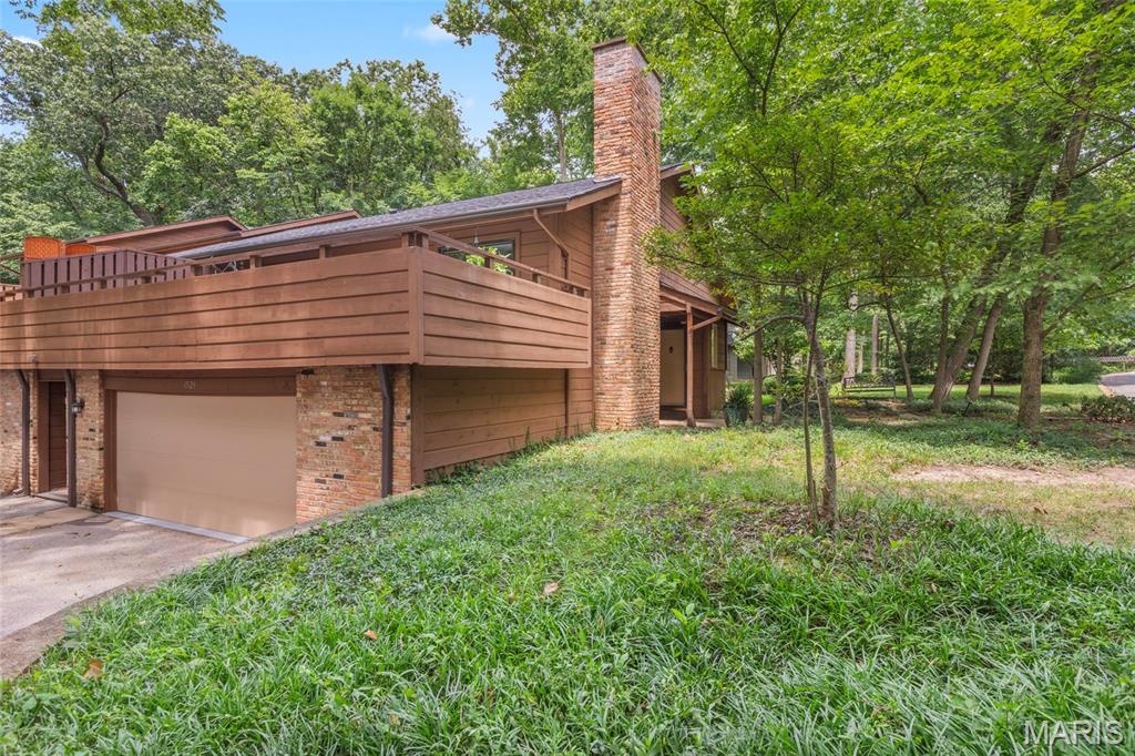1529 Autumn Leaf Drive Property Photo 32