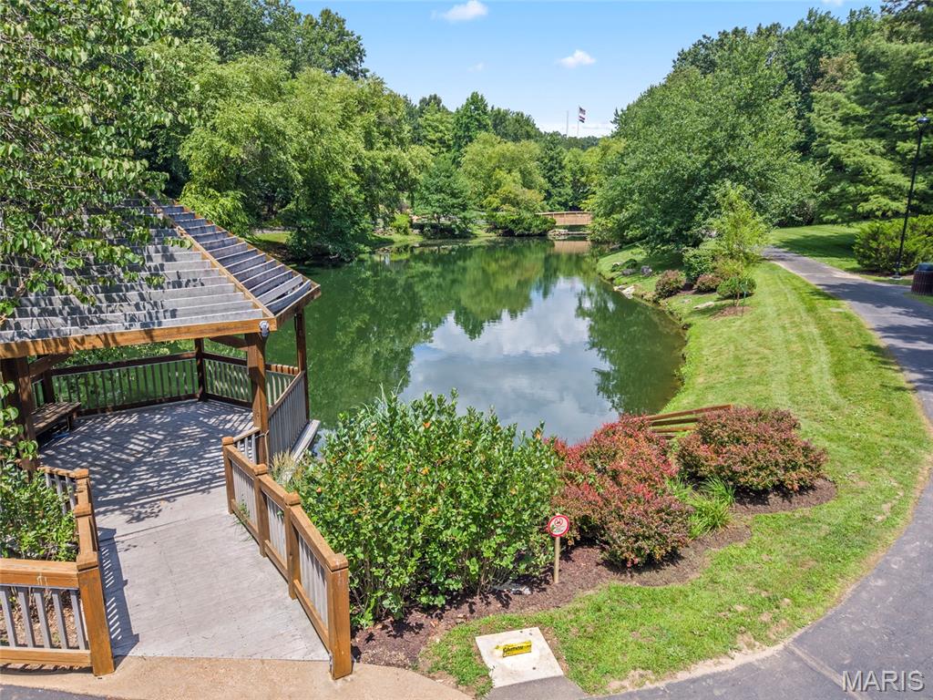 1529 Autumn Leaf Drive Property Photo 42