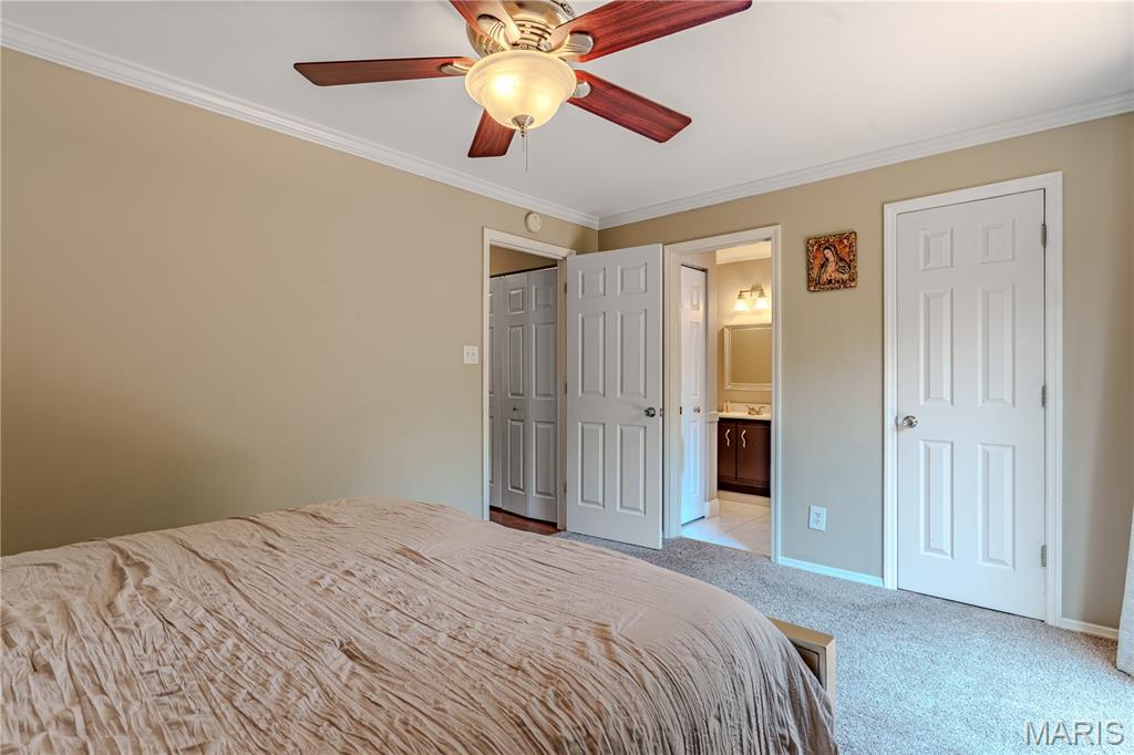 1332 Highland Oaks Drive D Property Photo 19