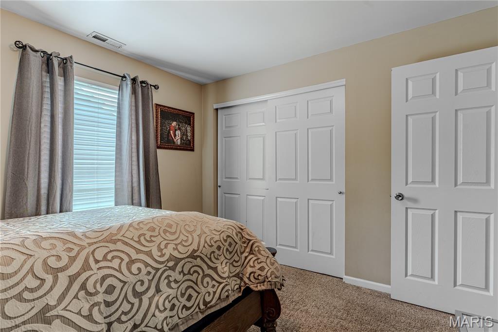 1332 Highland Oaks Drive D Property Photo 25