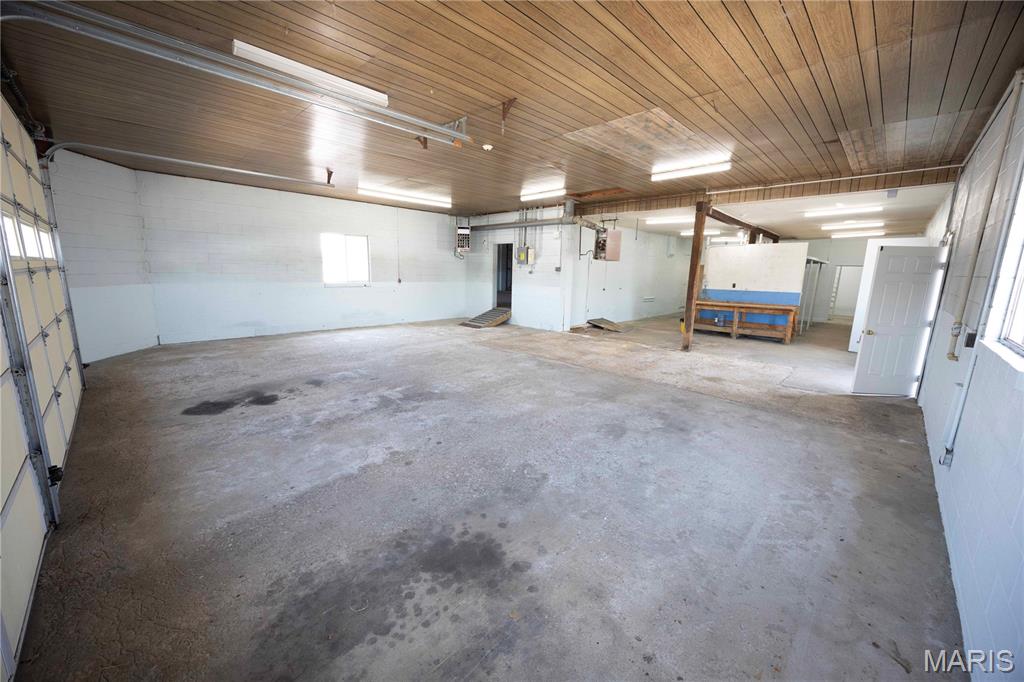 317 S Kingshighway Property Photo 15