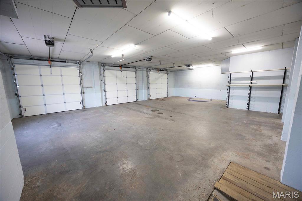 317 S Kingshighway Property Photo 17