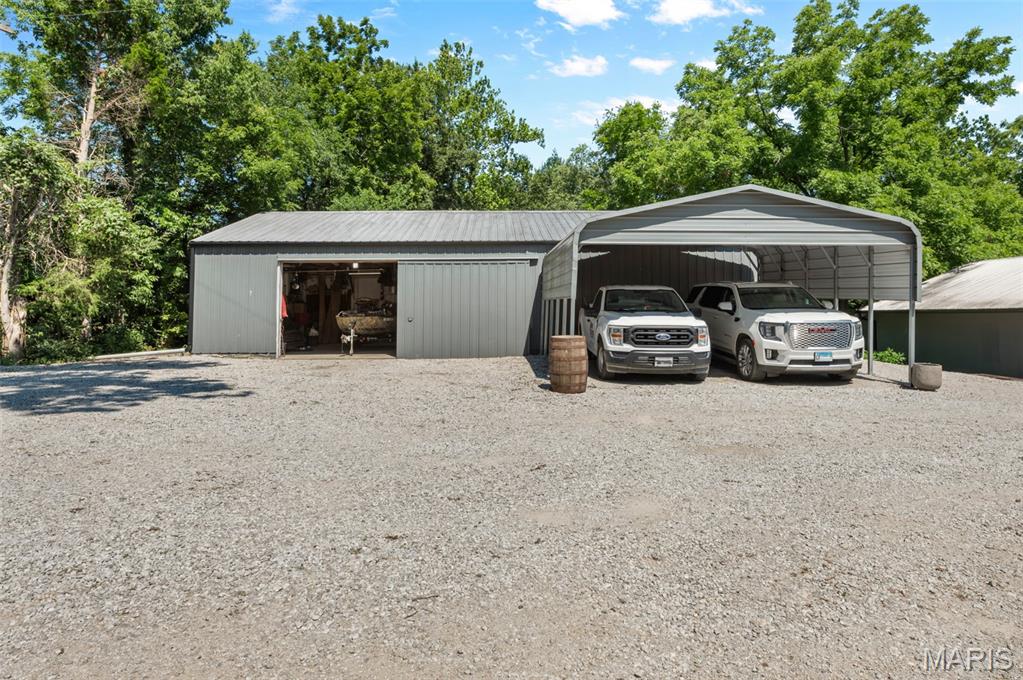 7572 Best Lane Property Photo 13