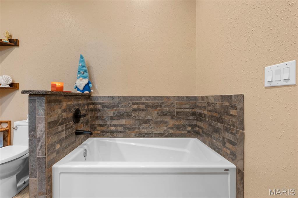 7572 Best Lane Property Photo 38