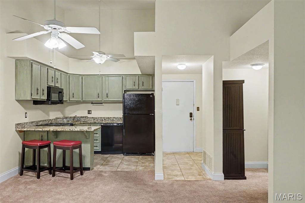 1410 Heritage Landing 305 Property Photo 8