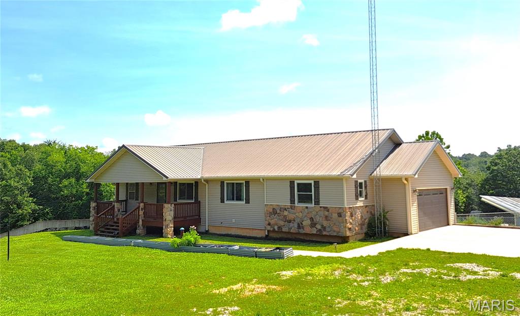 404 County Road 309 Property Photo 3
