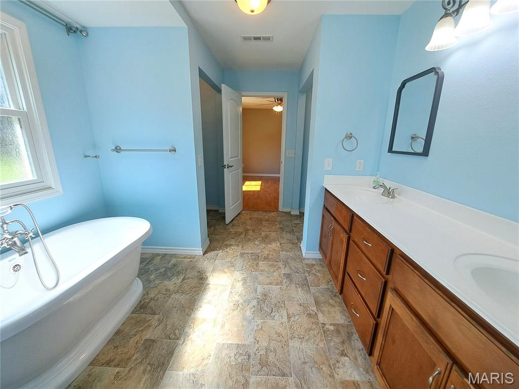 404 County Road 309 Property Photo 27