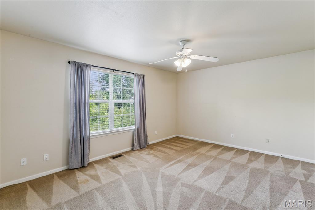 5468 Lakewood Terrace Property Photo 15