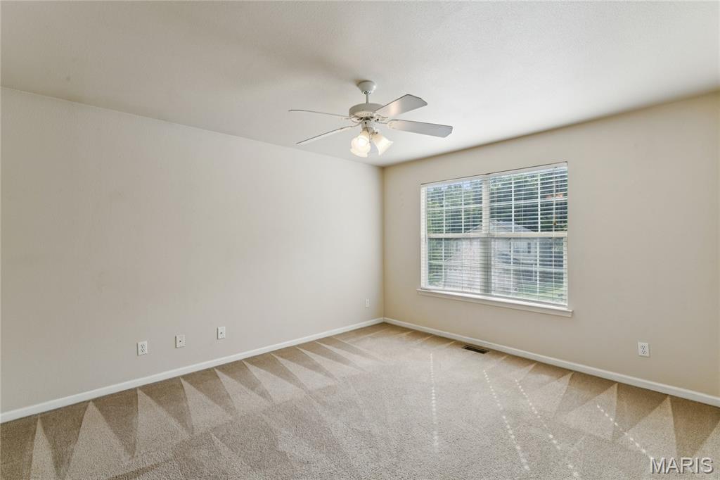 5468 Lakewood Terrace Property Photo 16
