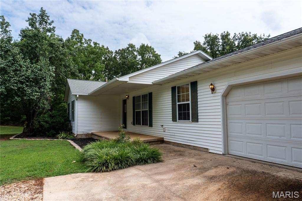18780 Highway Y Property Photo 2