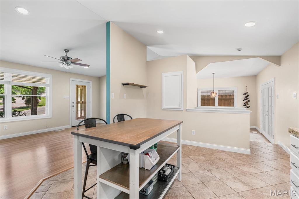 6371 Treeridge Trail Property Photo 12