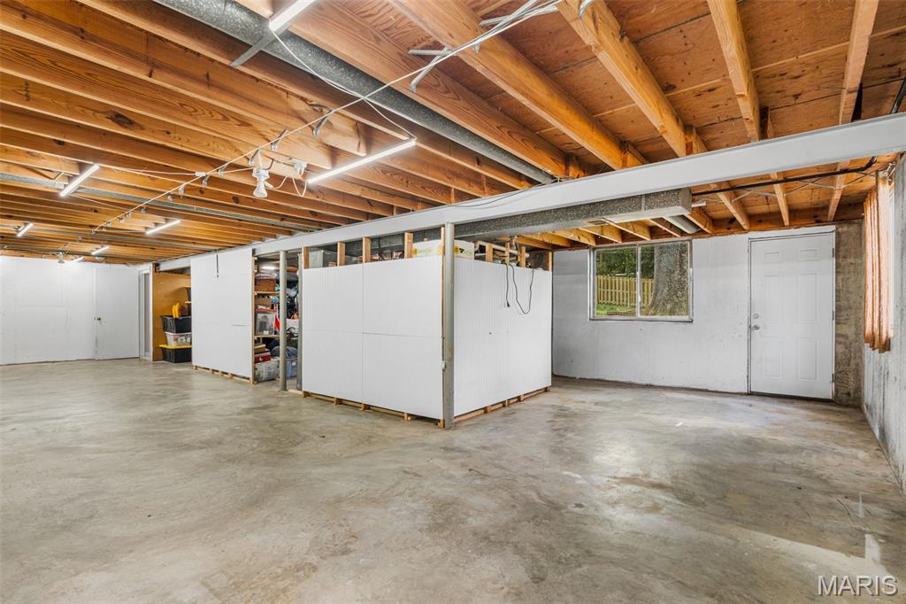 6371 Treeridge Trail Property Photo 26