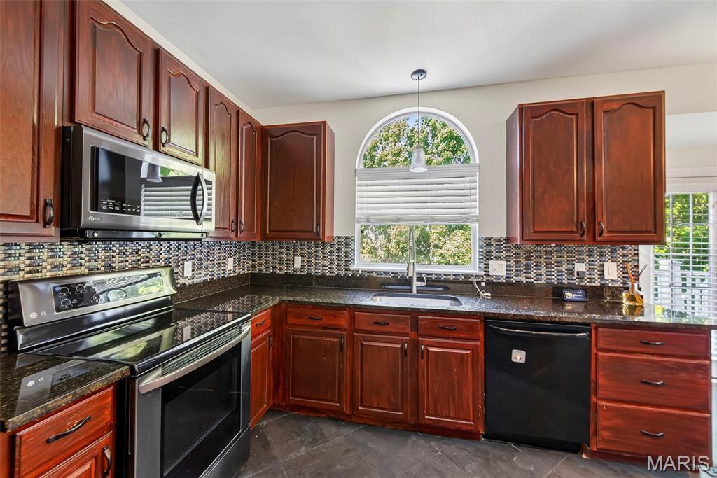 1519 Oakland Hills Drive Property Photo 13