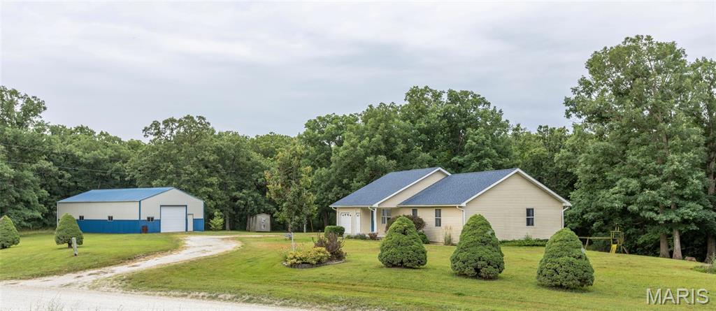 20573 250th Street Property Photo 1