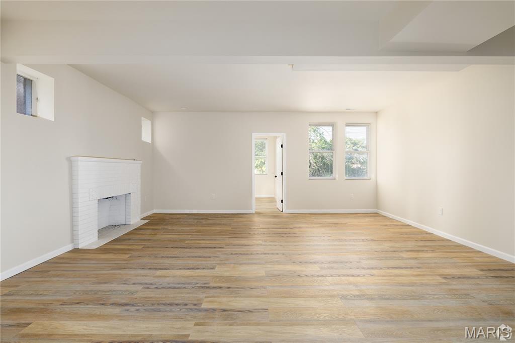 5909 Cates Ave Property Photo 2