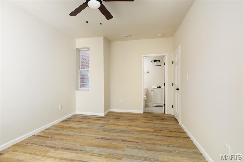 5909 Cates Ave Property Photo 6