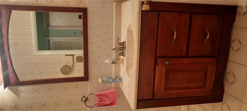 700 Lakeshore Drive Property Photo 7