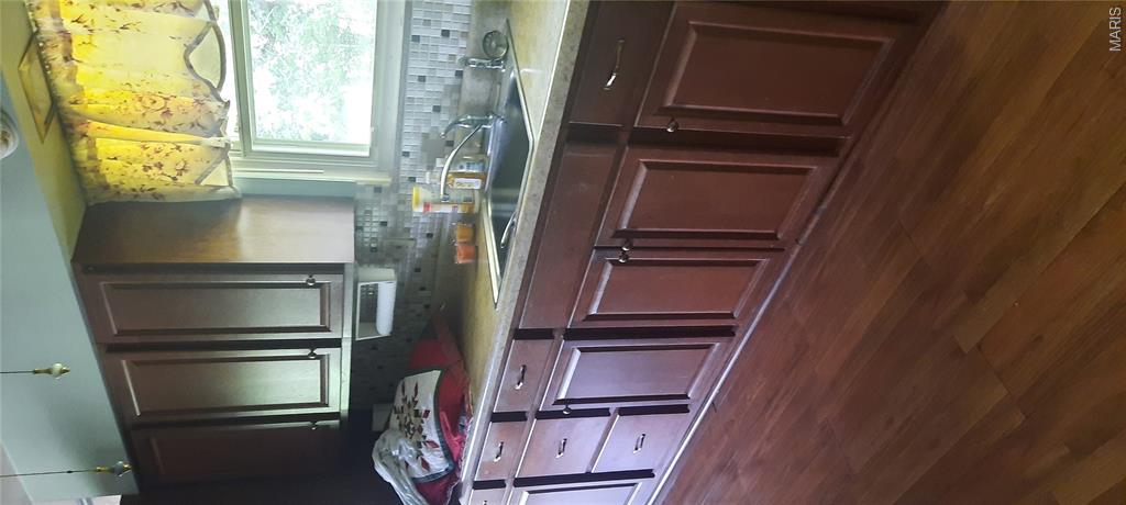 700 Lakeshore Drive Property Photo 12