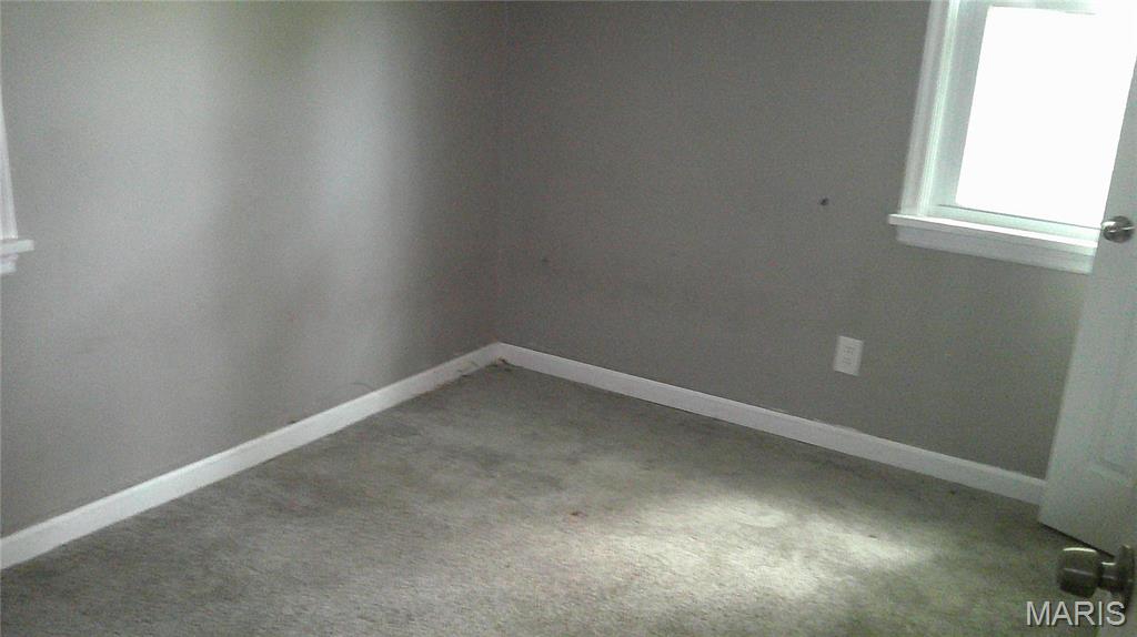 10272 Imperial Drive Property Photo 5