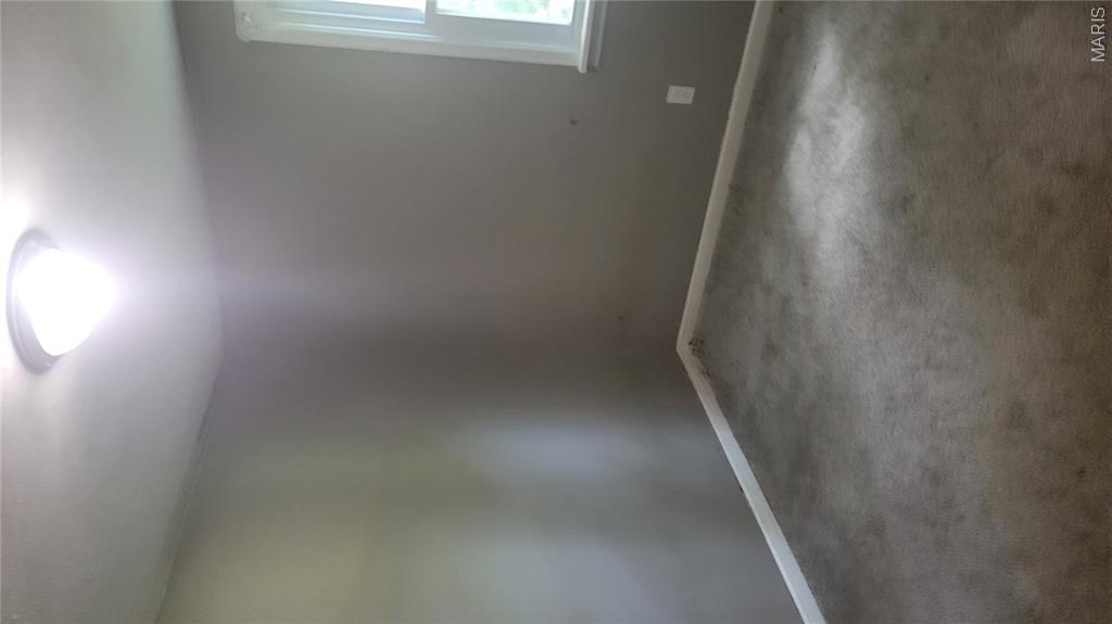 10272 Imperial Drive Property Photo 6