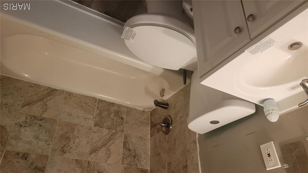 10272 Imperial Drive Property Photo 7