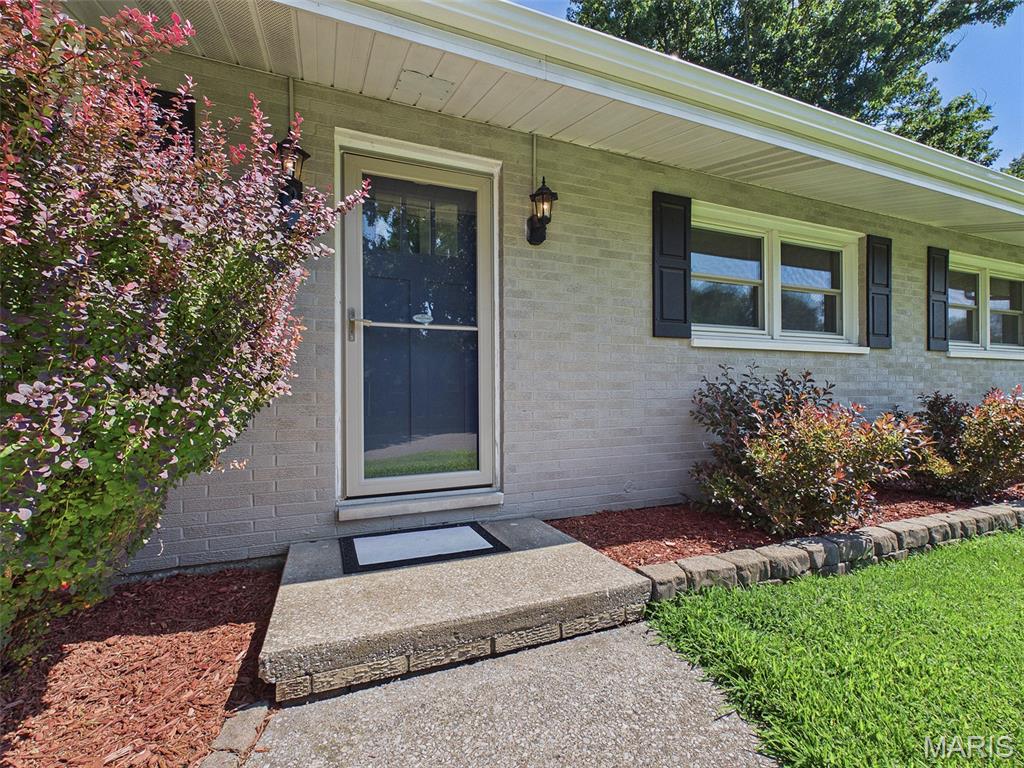 605 Fairway Street Property Photo 6