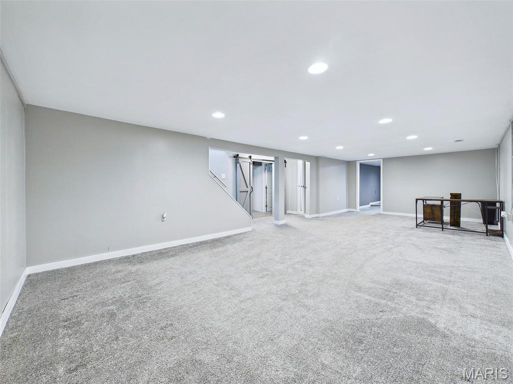 605 Fairway Street Property Photo 30