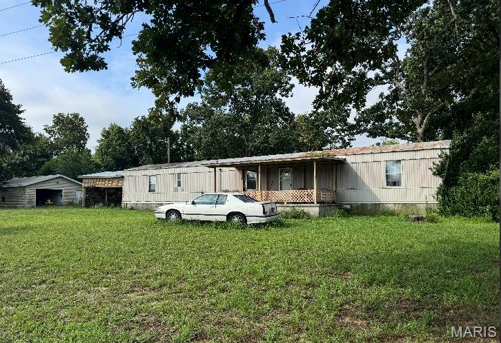 5025 State Highway 77 Property Photo 1