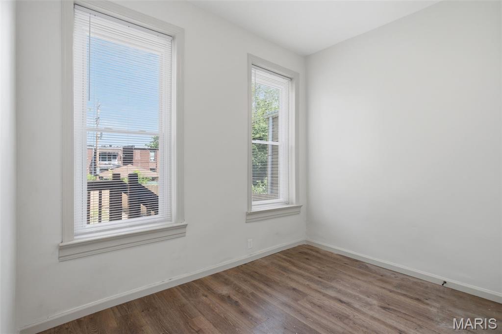 3824 S Compton Avenue Property Photo 19